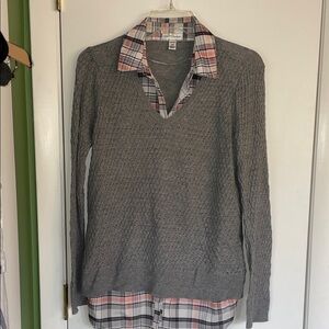 Croft & Barrow Gray Sweater with Plaid Collared Blouse Under Accent
